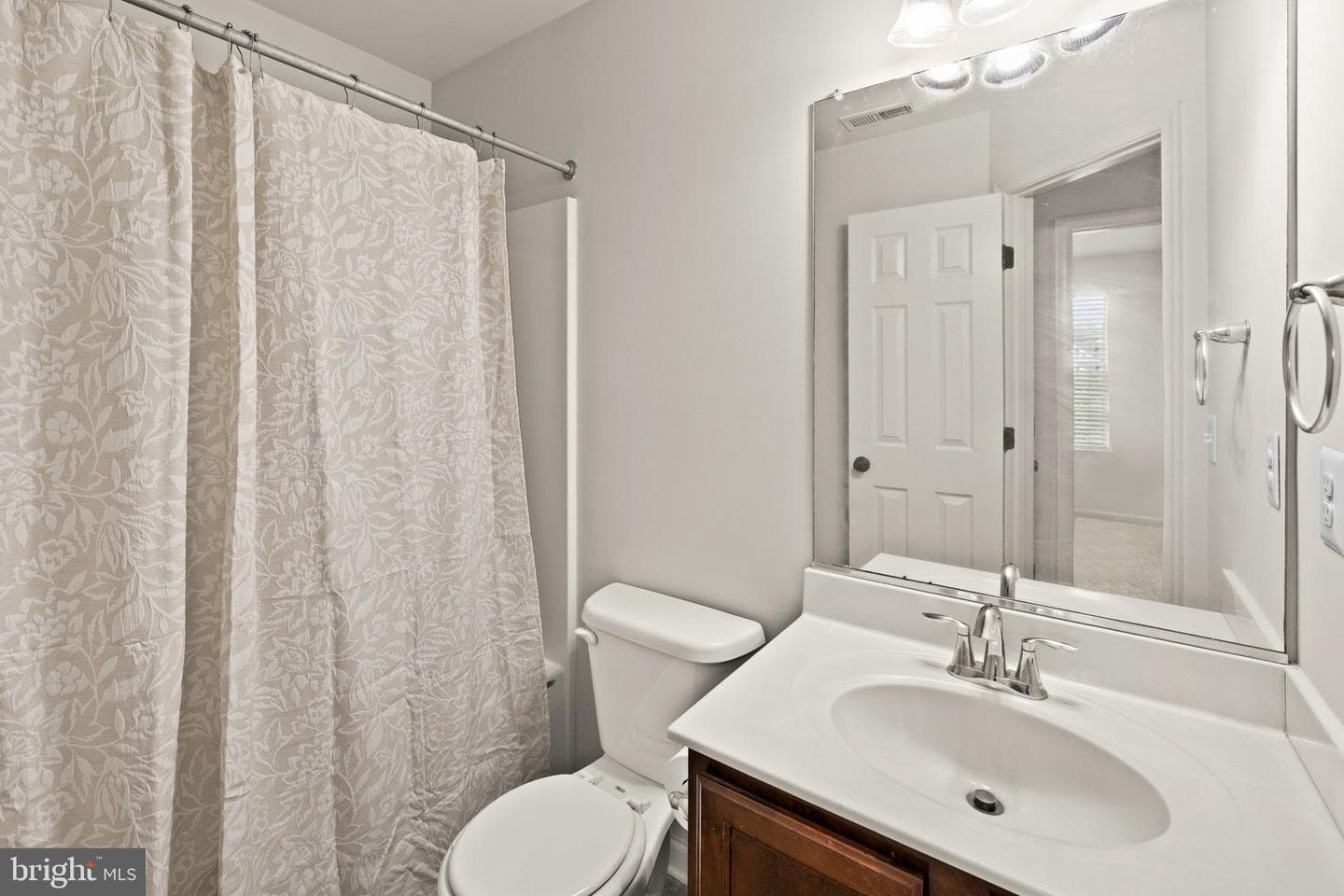 7278 Statesman Boulevard photo 18