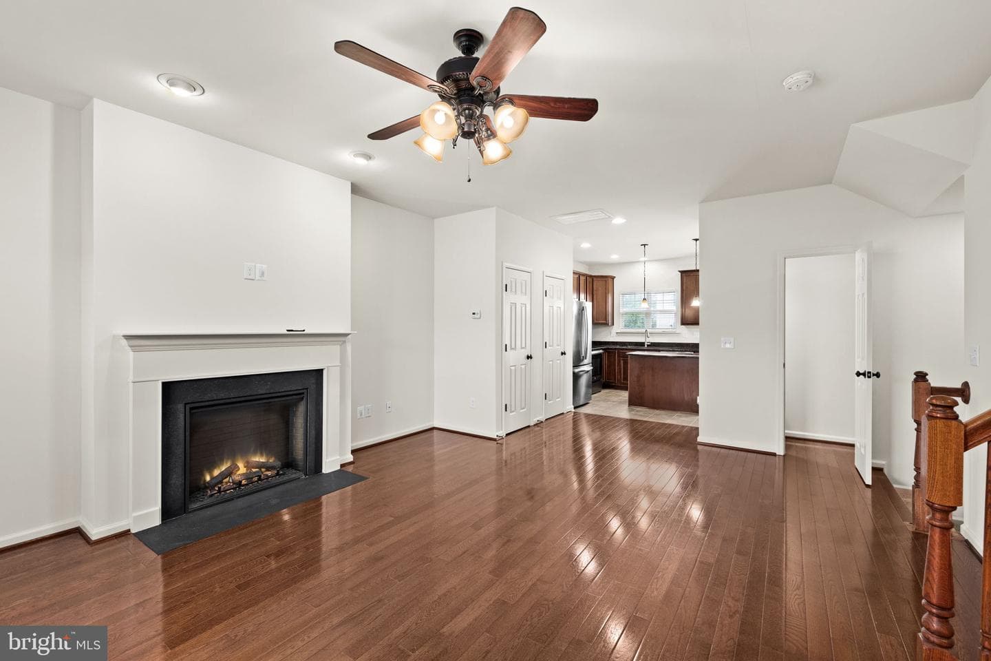 7278 Statesman Boulevard photo 6