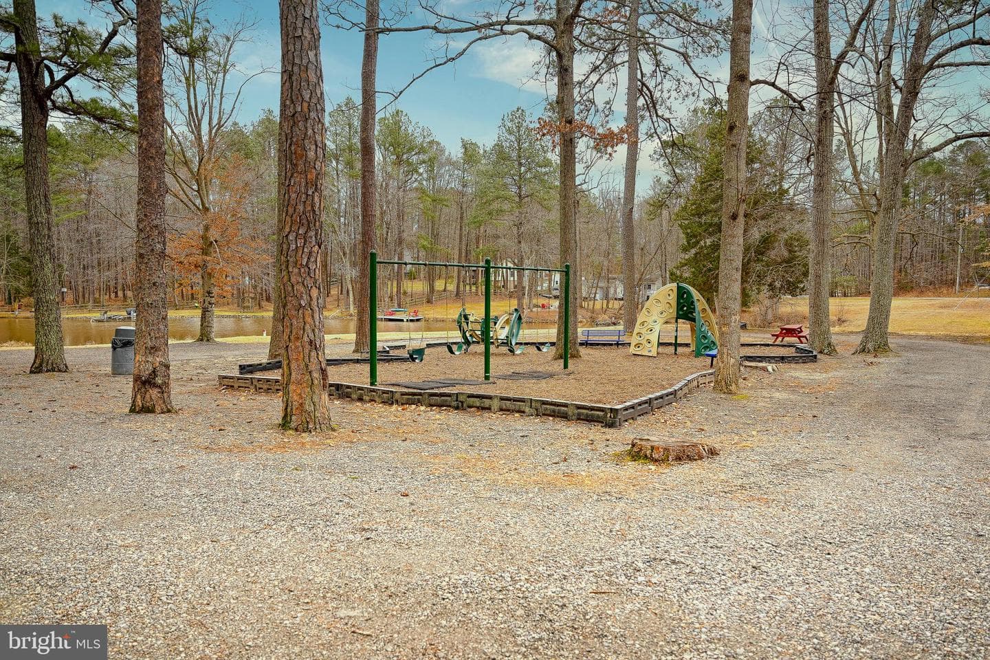 417 Lake Caroline Drive photo 54
