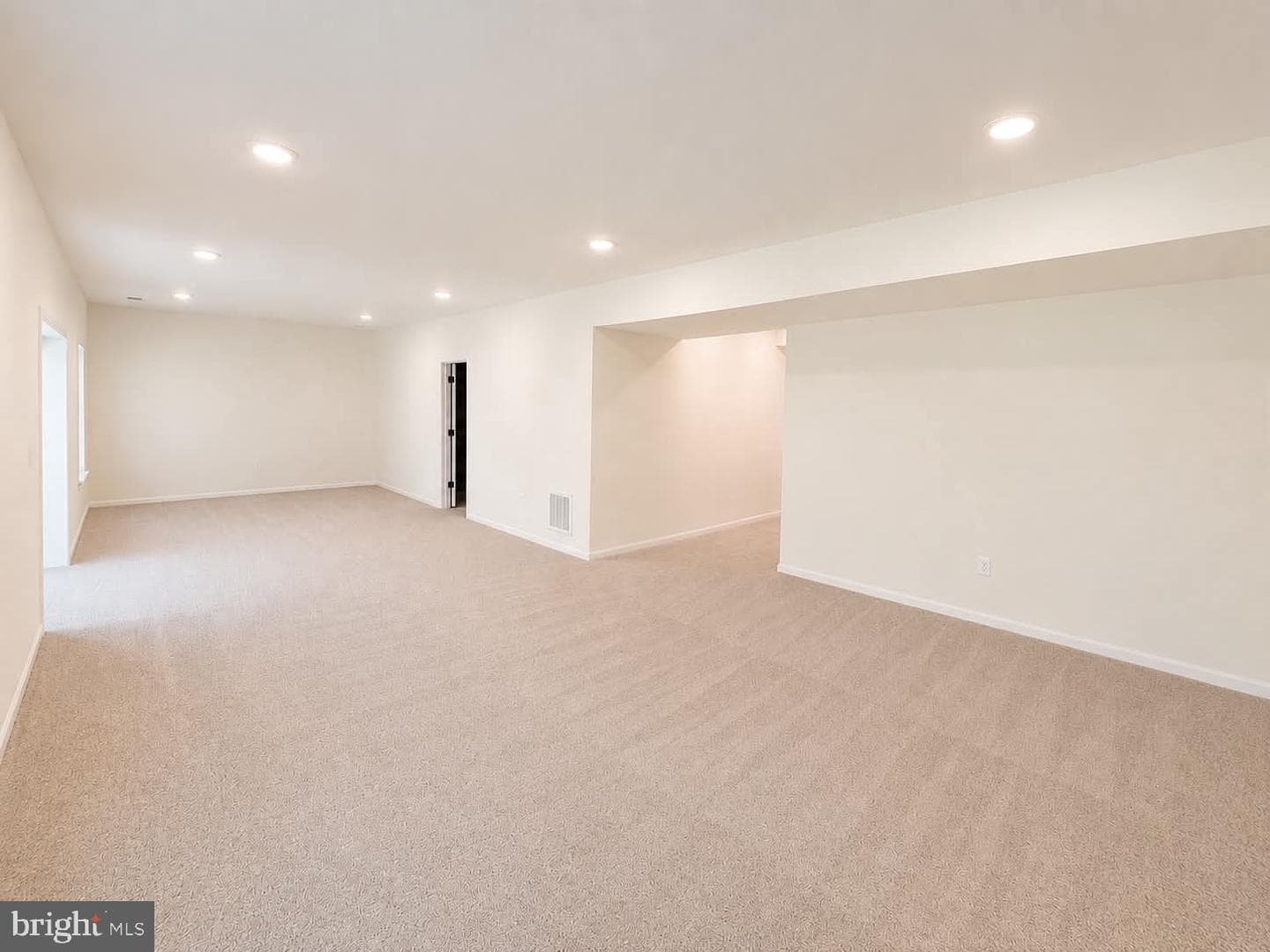 7119 Resolution Way photo 59