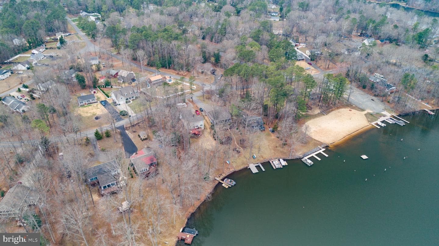 328 Lake Caroline Drive photo 73