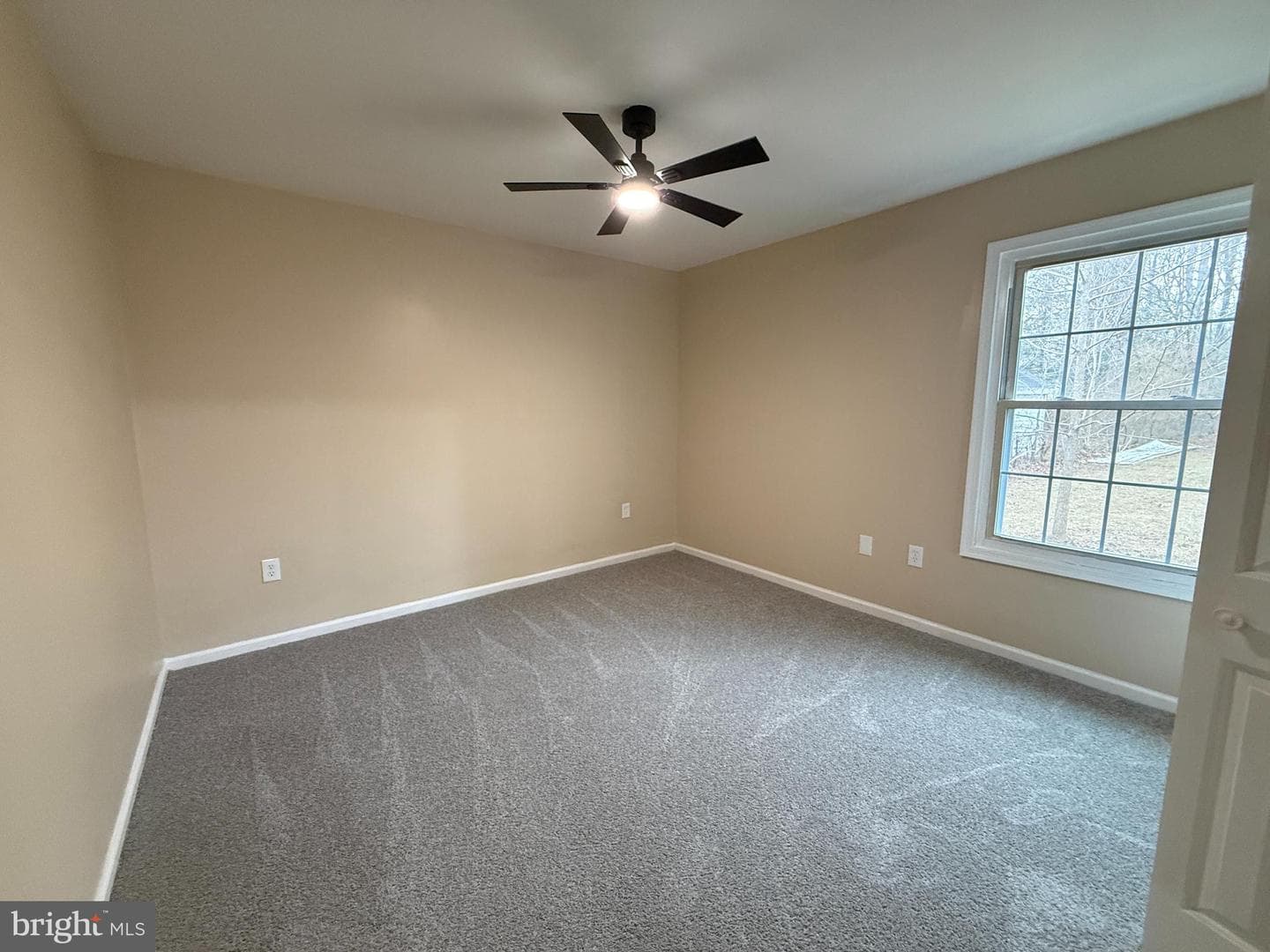 2409 Quail Oak Drive photo 5