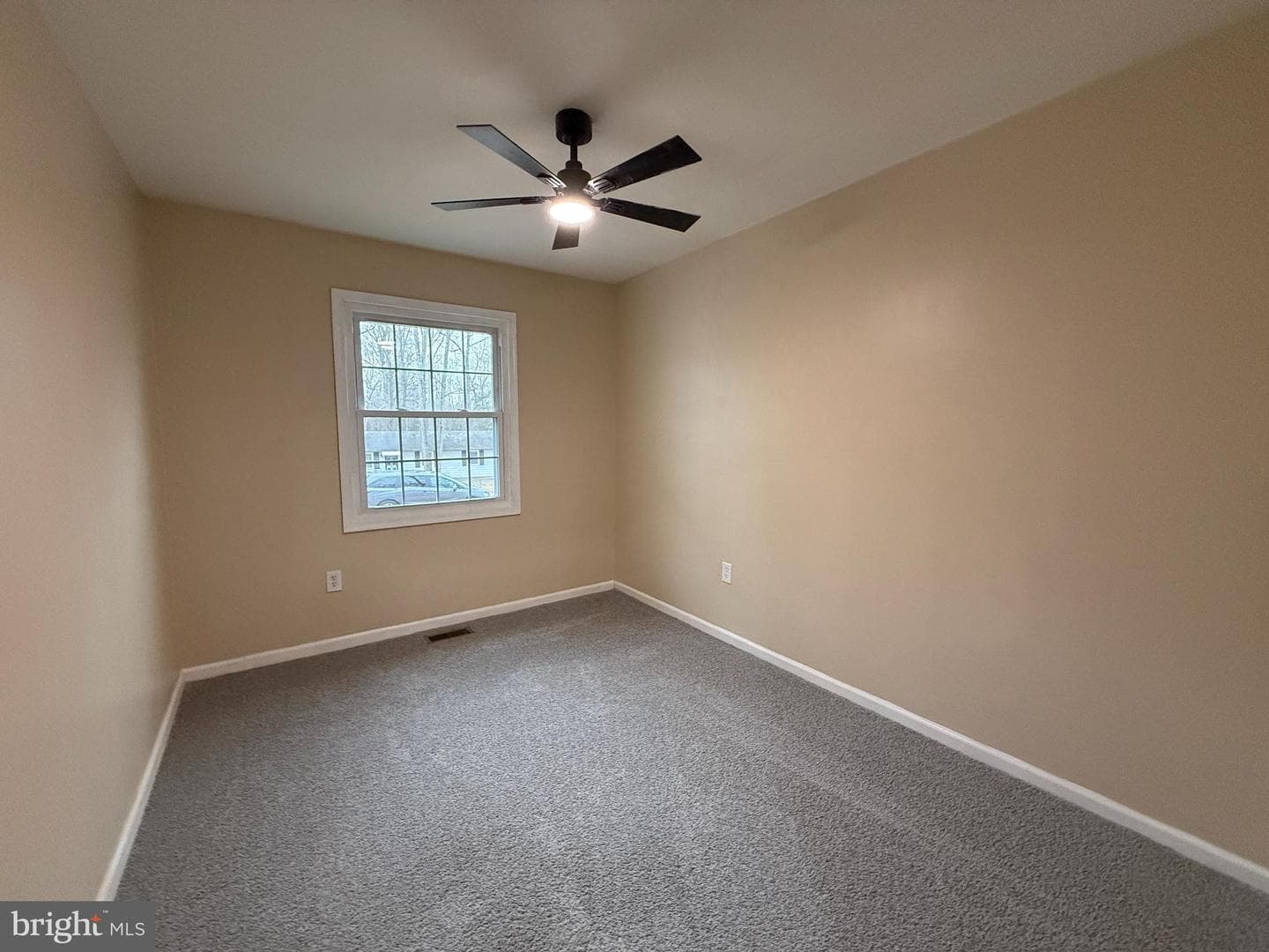 2409 Quail Oak Drive photo 8