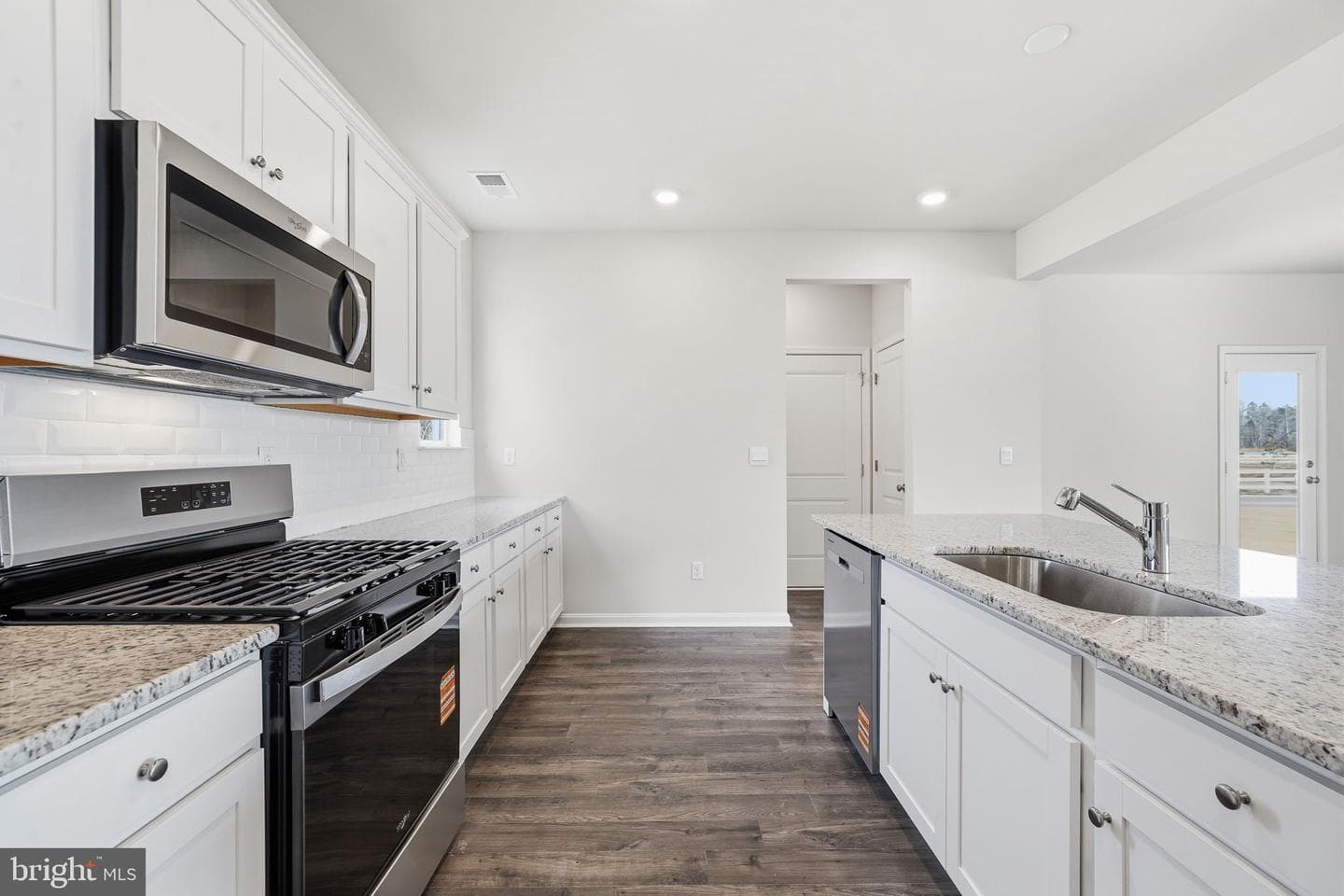 17466 Clark & York Boulevard photo 10