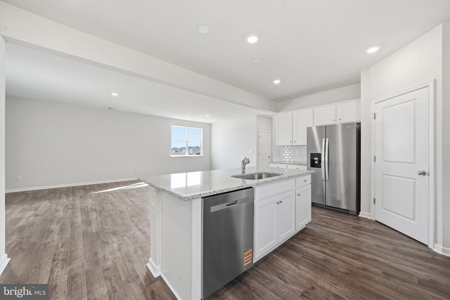 17466 Clark & York Boulevard photo 13
