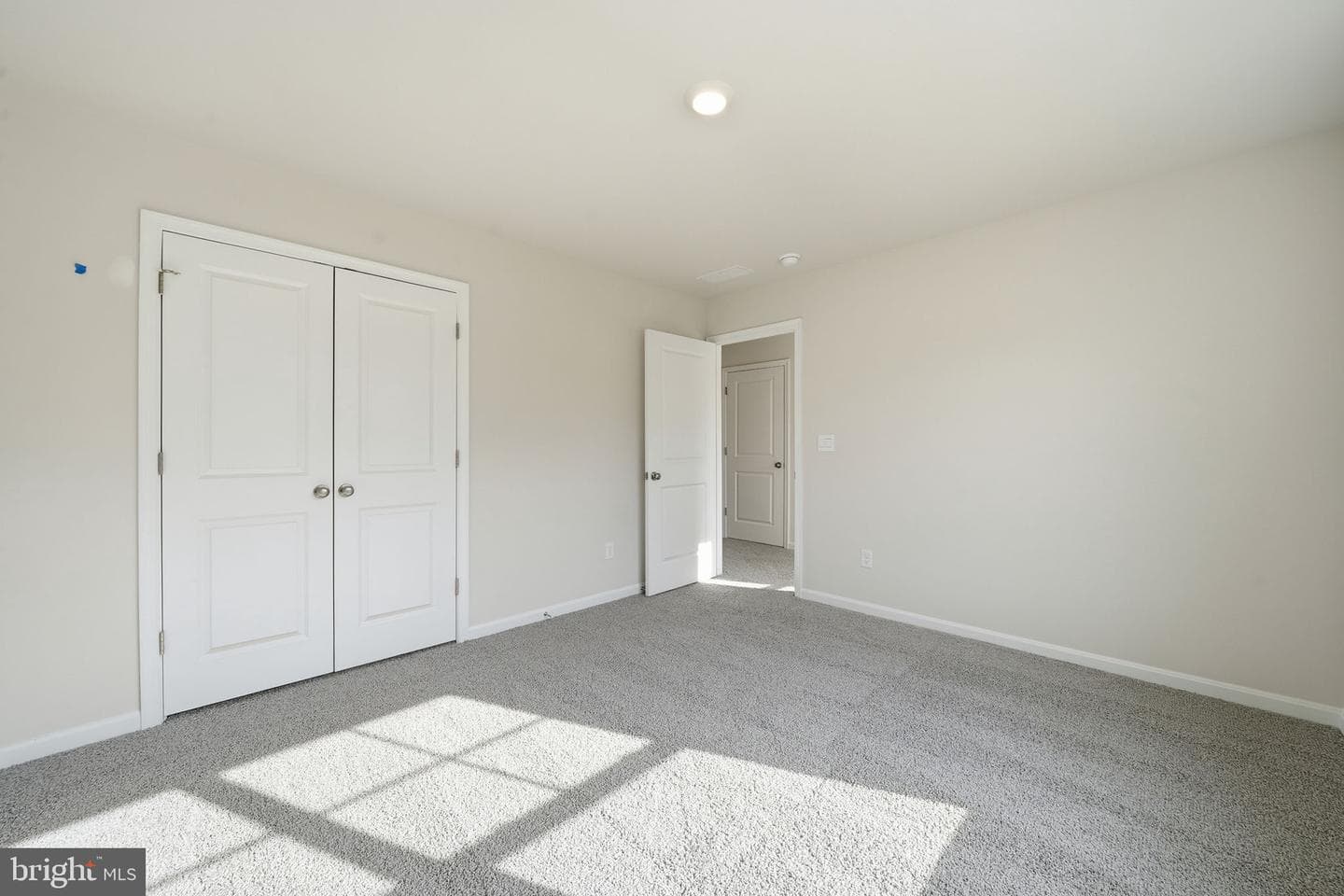 17466 Clark & York Boulevard photo 23