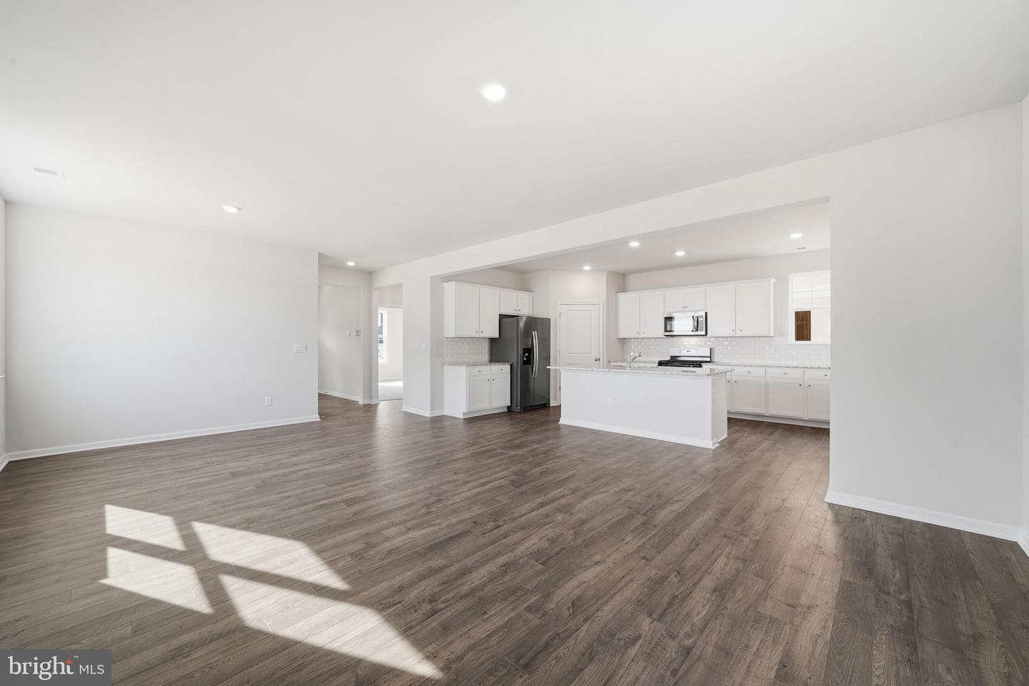 17466 Clark & York Boulevard photo 6