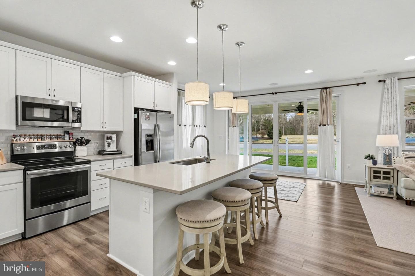 18474 Patriot Lane photo 8