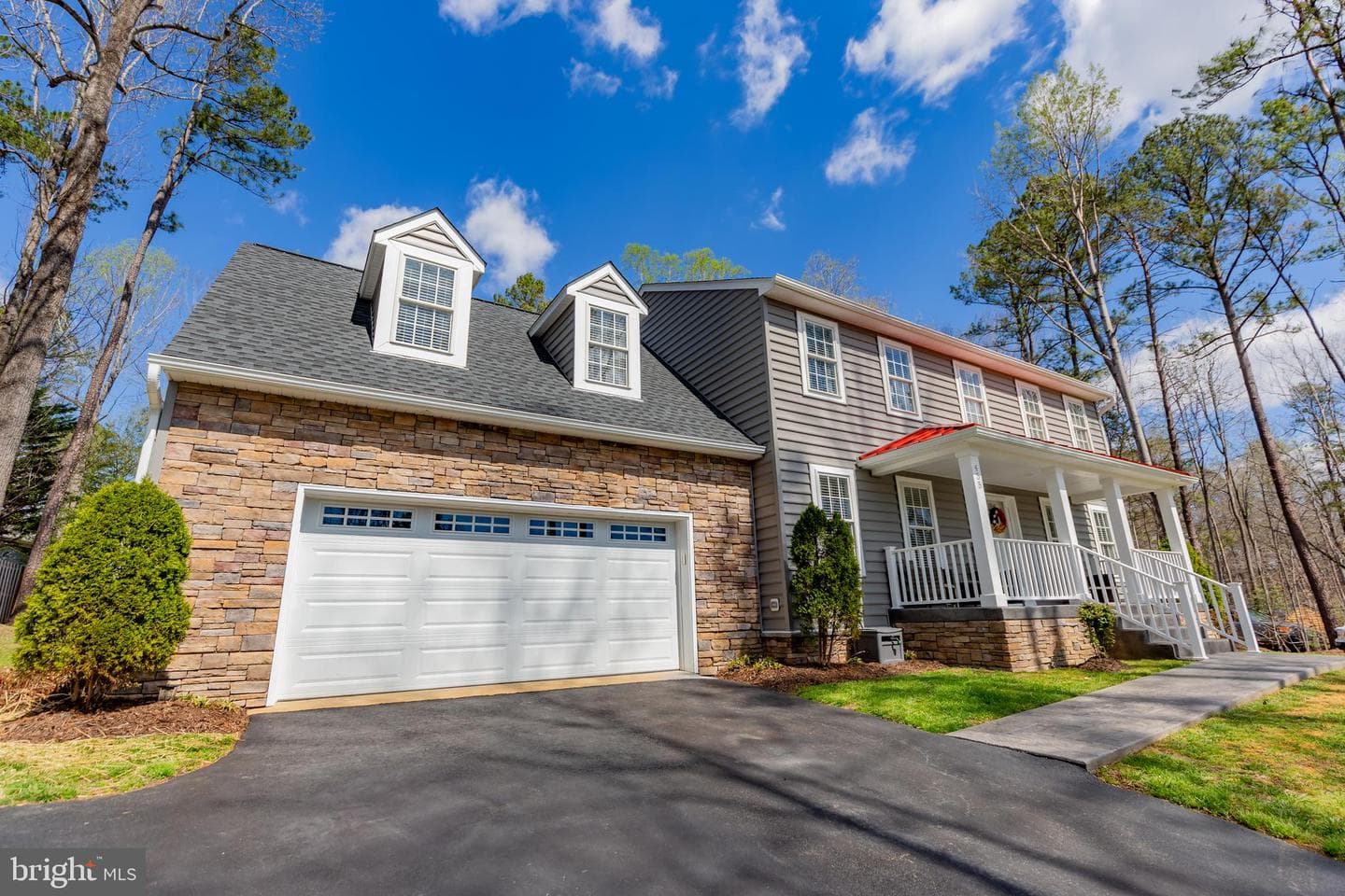 455 Lake Caroline Drive photo 4