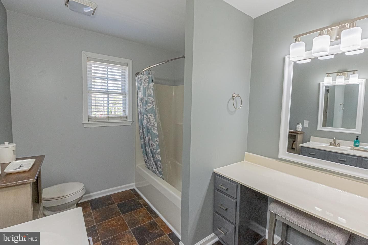 455 Lake Caroline Drive photo 43