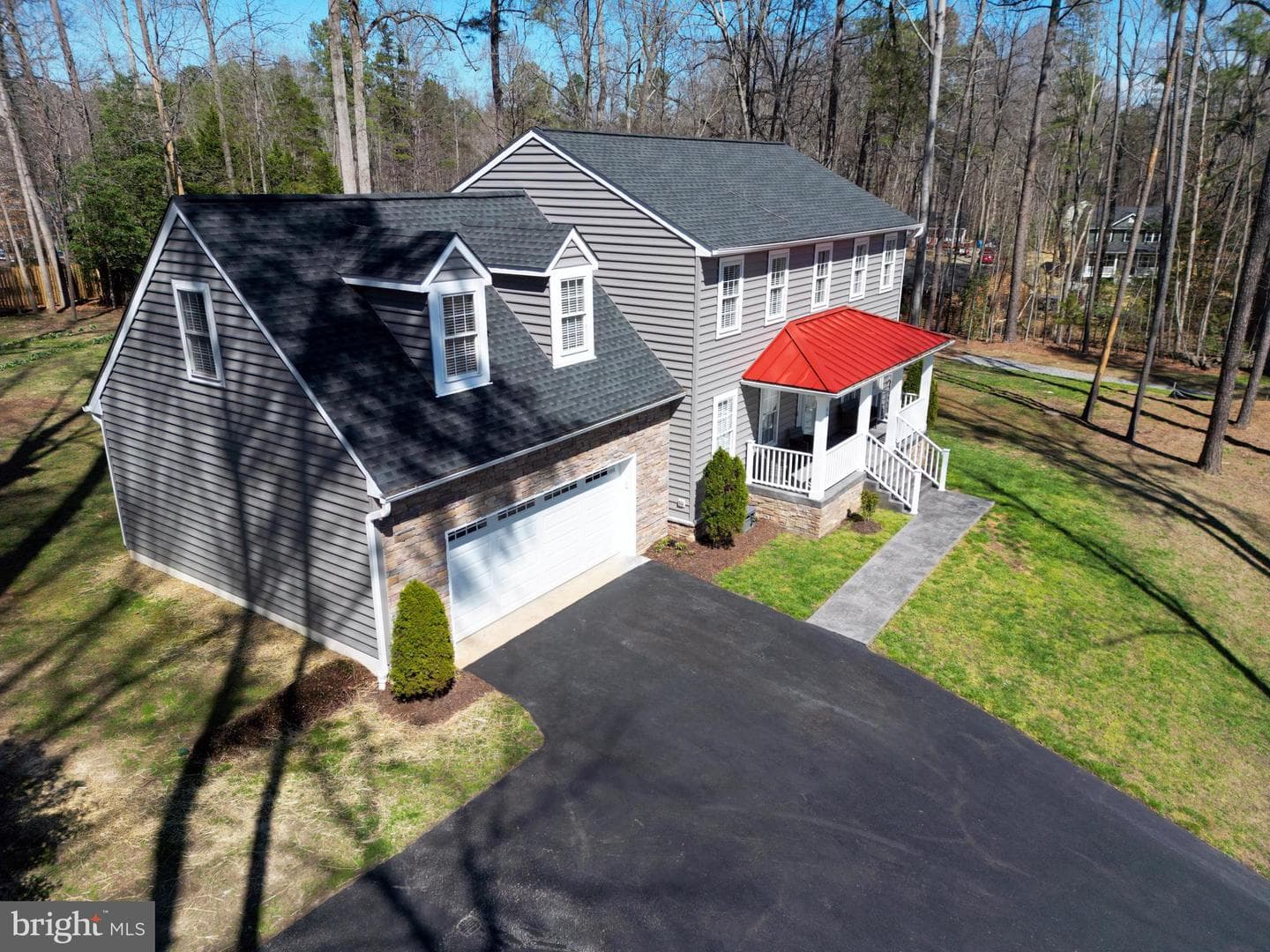 455 Lake Caroline Drive photo 5