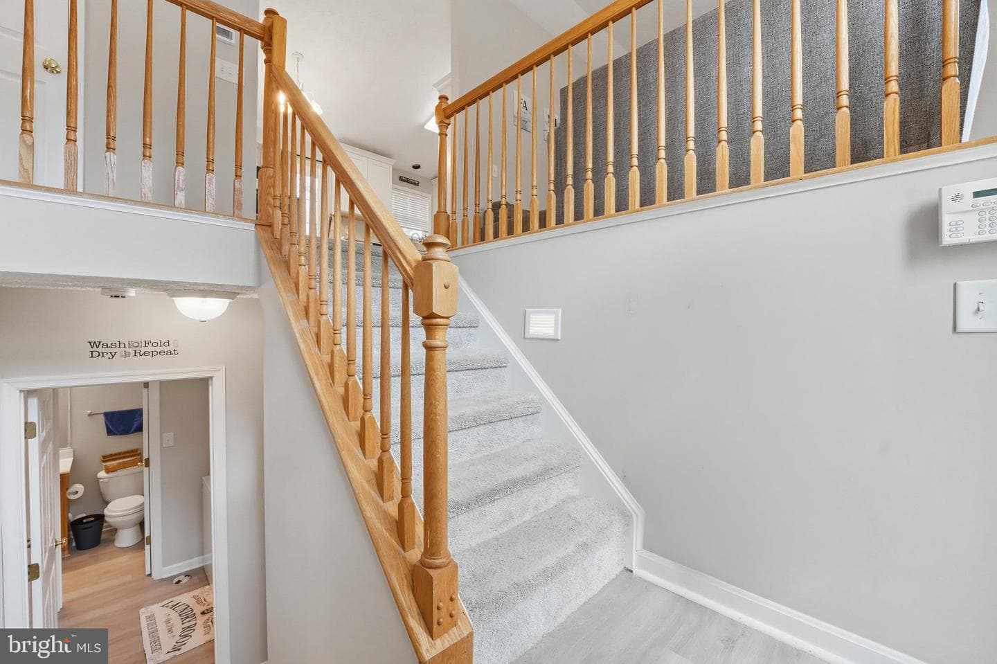 219 Hollyside Drive photo 7