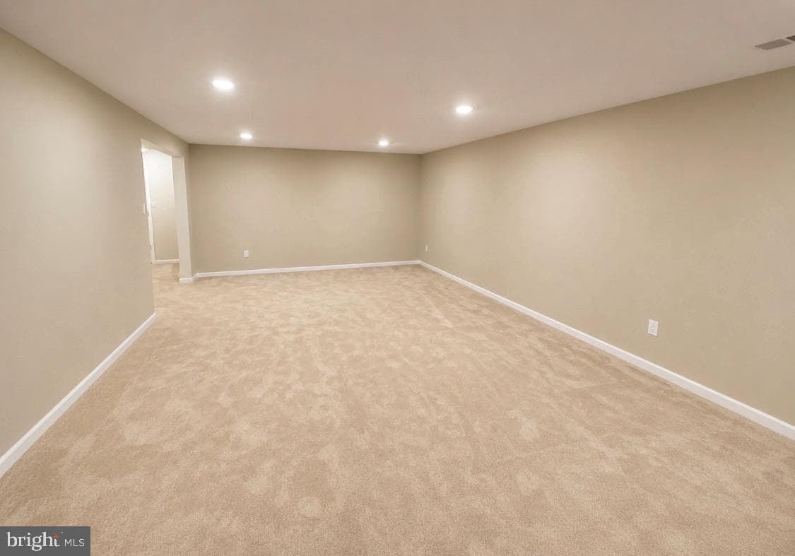 17854 Meriwether Lewis Street photo 24