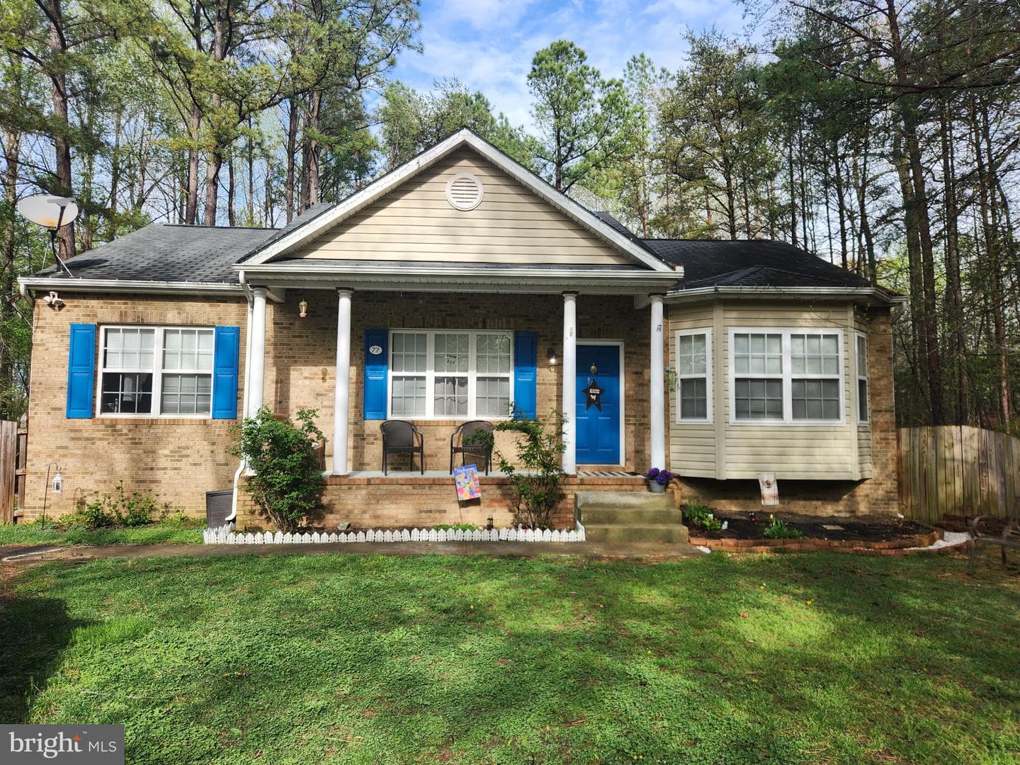 77 Greenway Cv