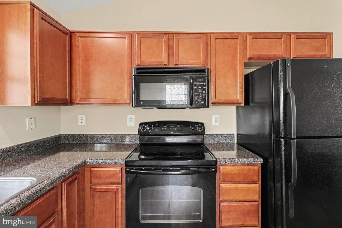 876 Campers Lane photo 4