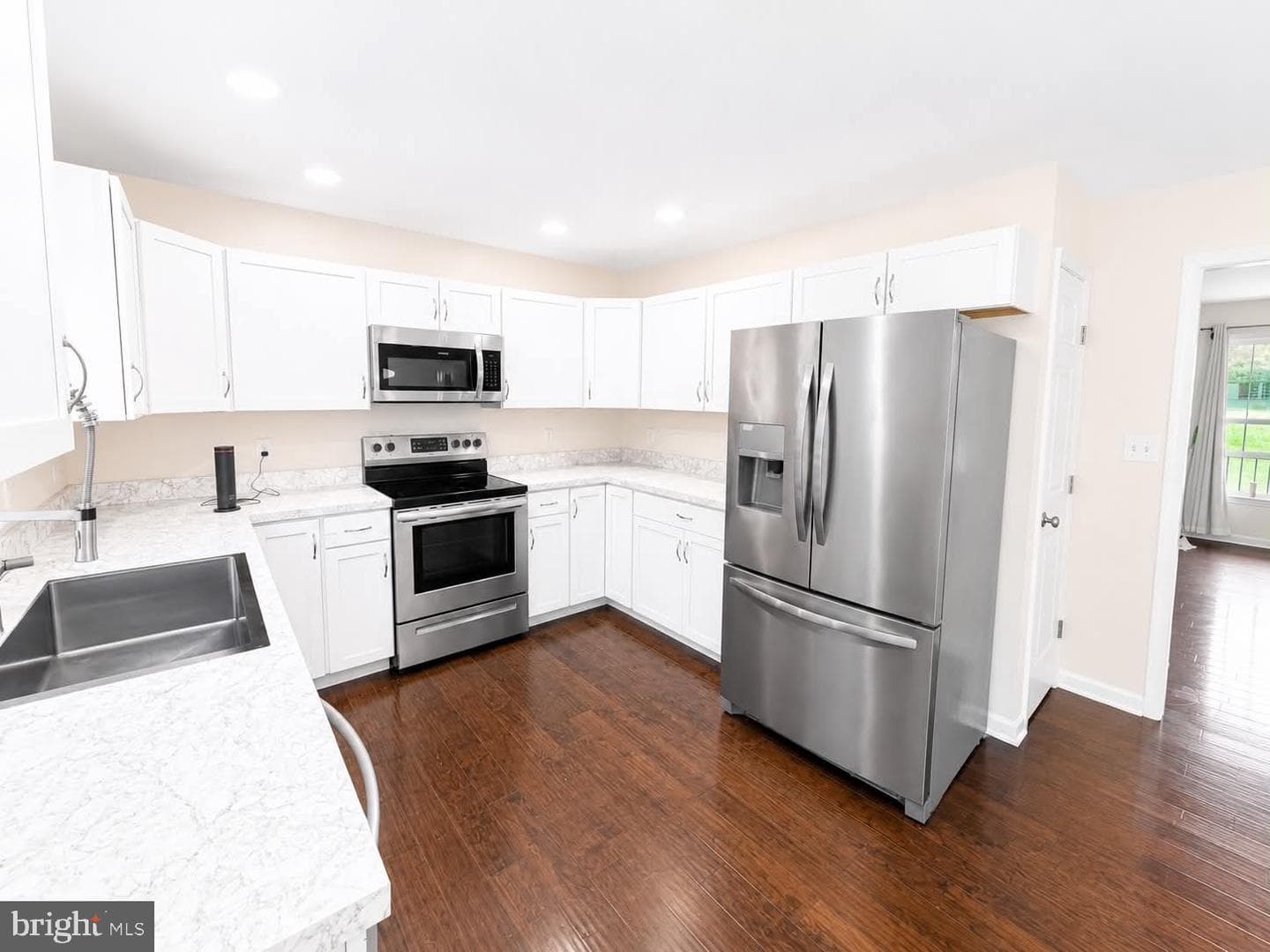 210 Lexington Drive photo 14