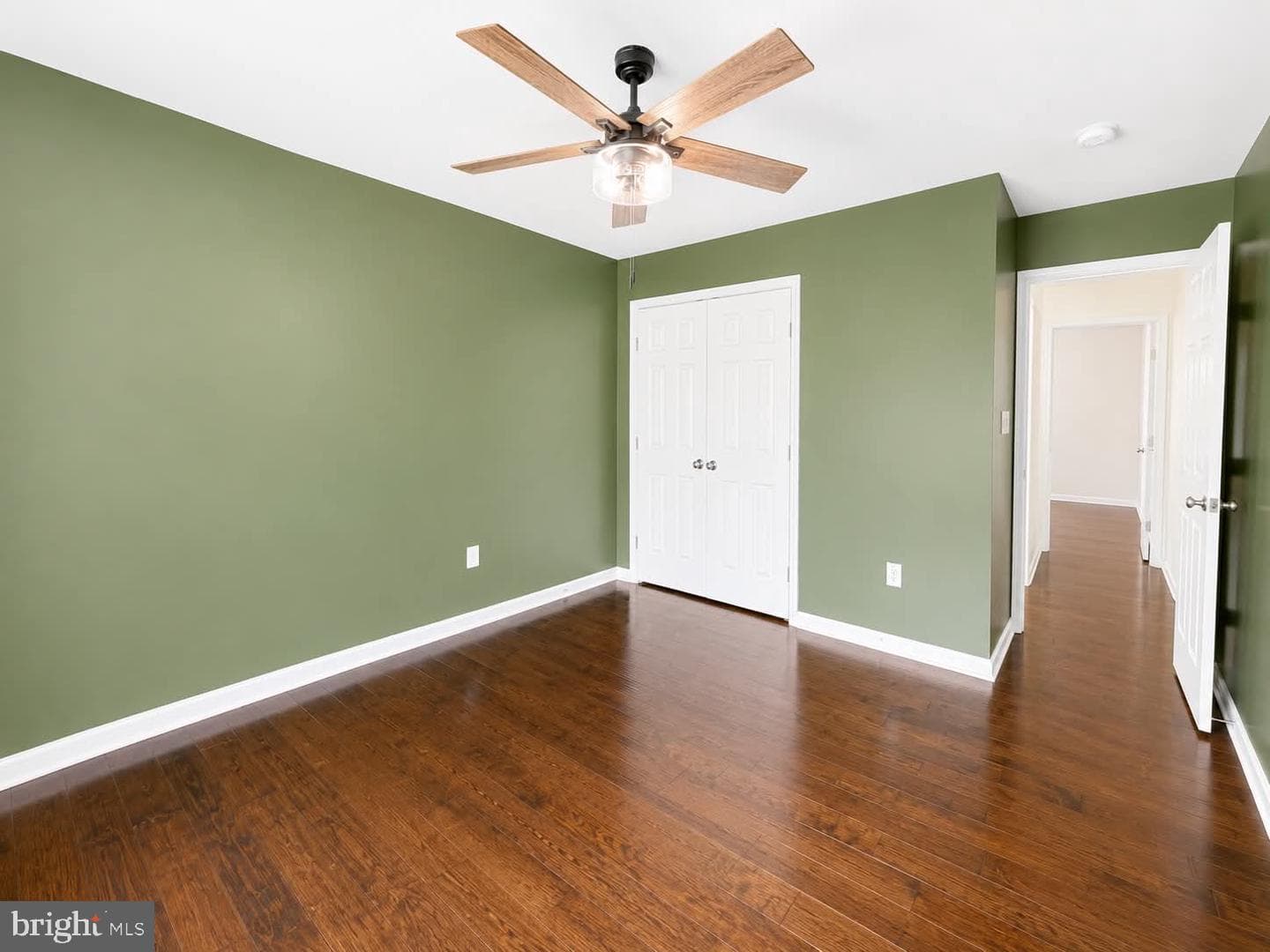 210 Lexington Drive photo 29