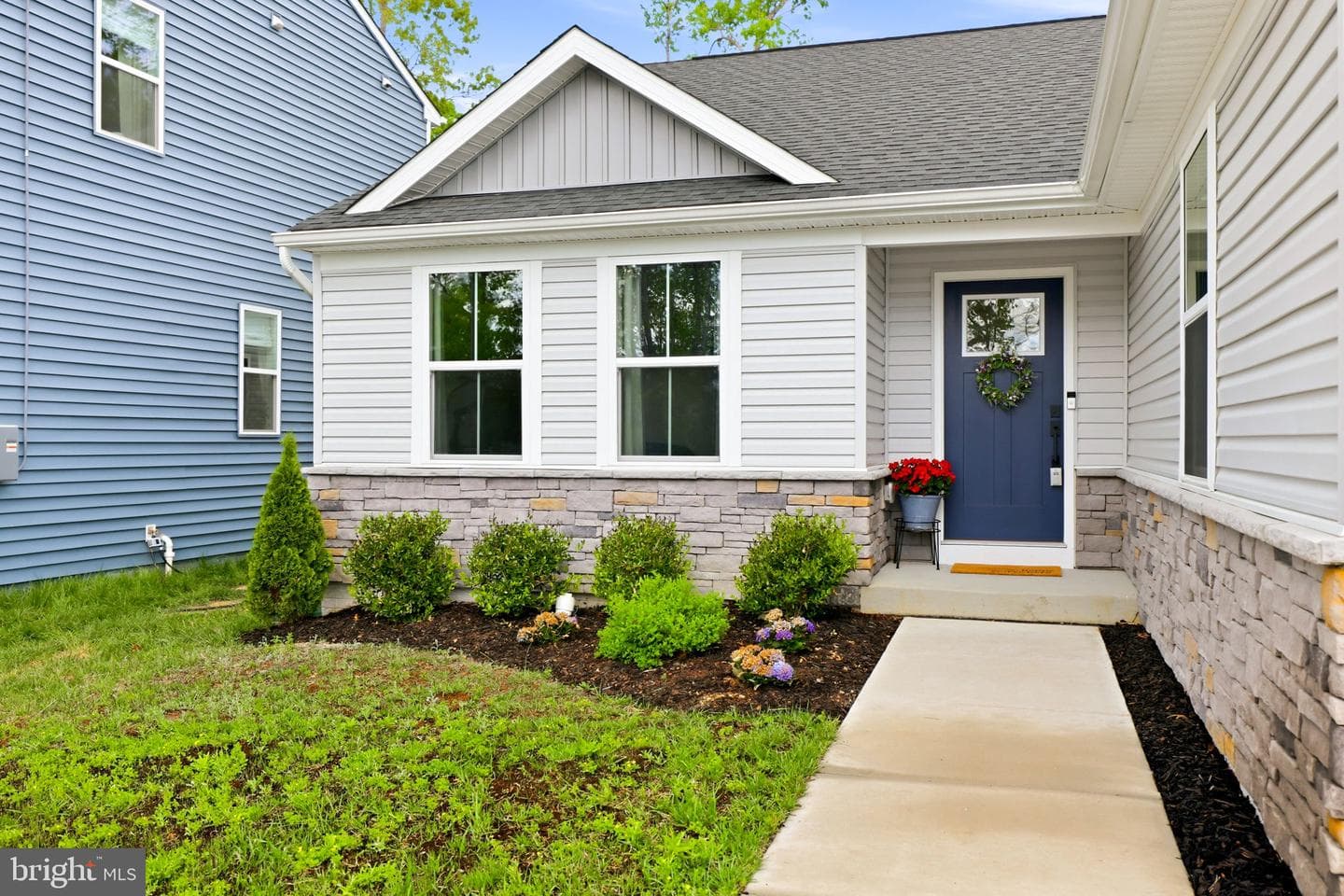 7113 Iron Gall Lane photo 2