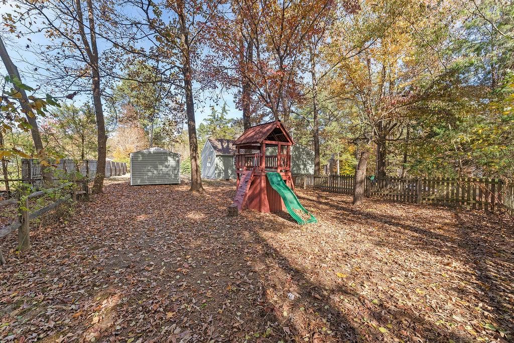 327 Union Drive photo 16