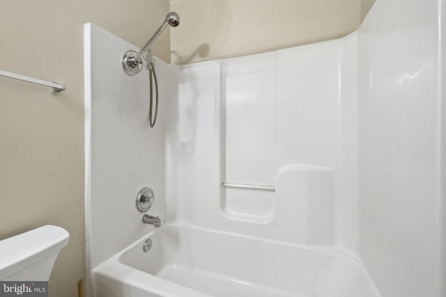 644 Wright Drive photo 16