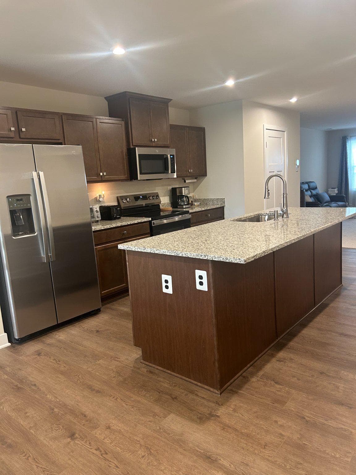 18386 Centennial Cir photo 6