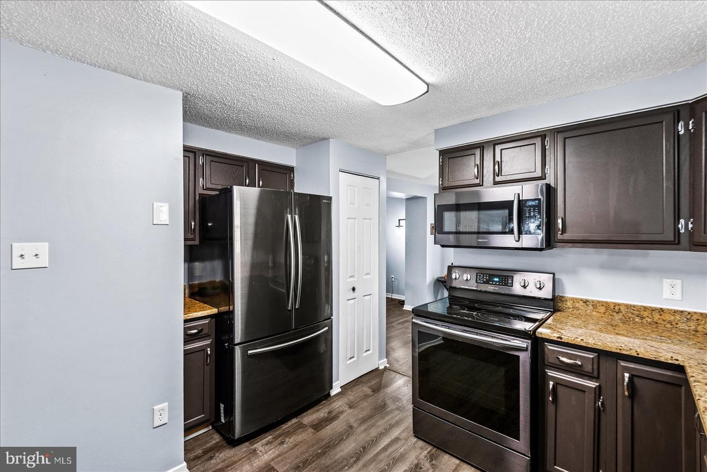 218 Victoria Drive photo 18