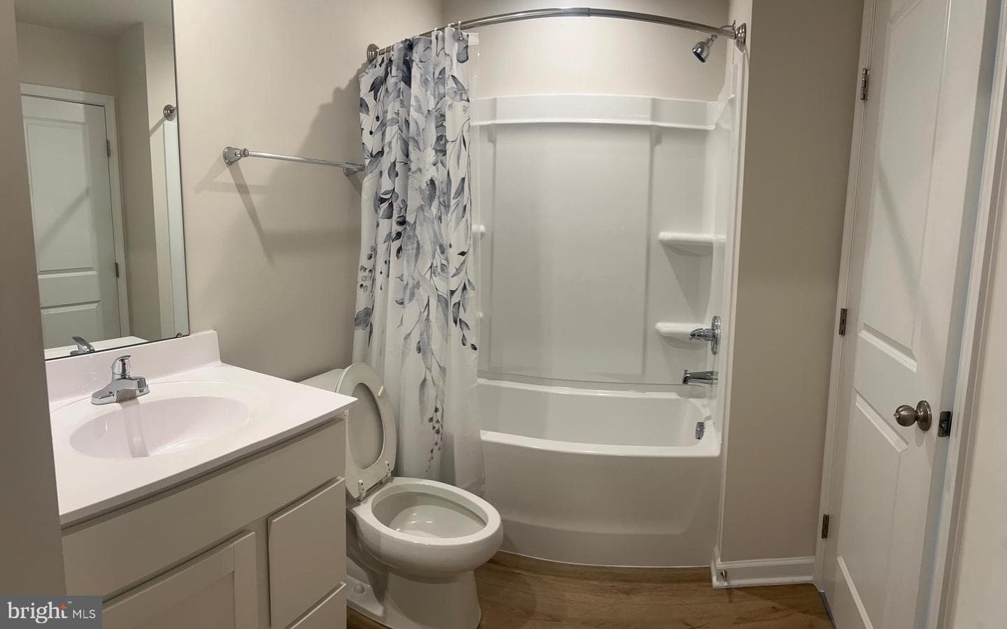 7265 Statesman Boulevard photo 10