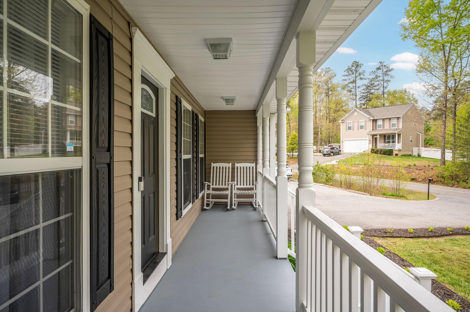 100 Surrey Drive photo 11