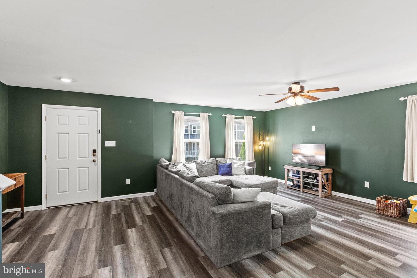 6659 Sacagawea Street photo 7