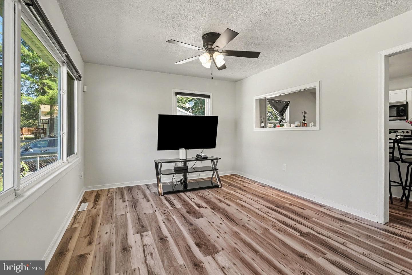 2603 Meadow Lane photo 6