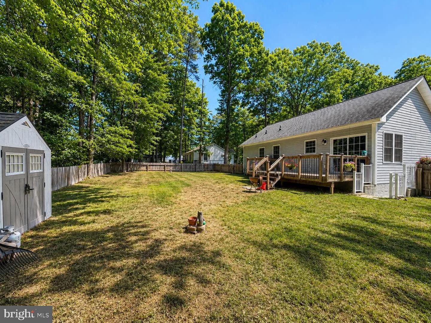 409 Cornwall Drive photo 26
