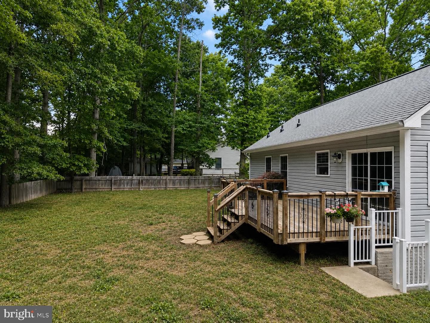 409 Cornwall Drive photo 8