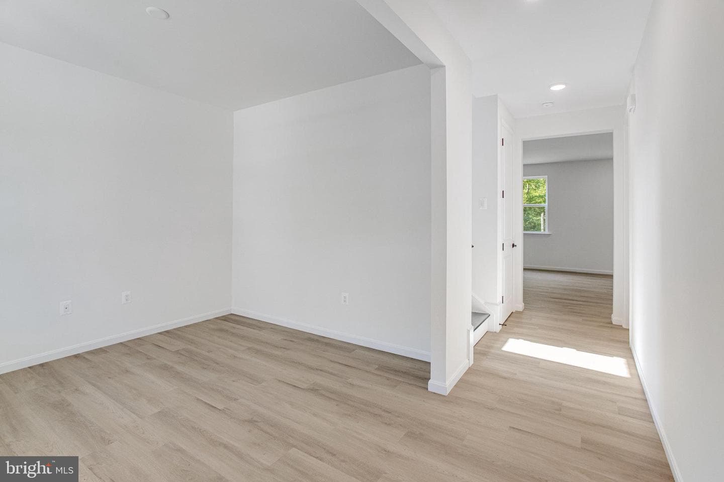7110 Braxton Court photo 5
