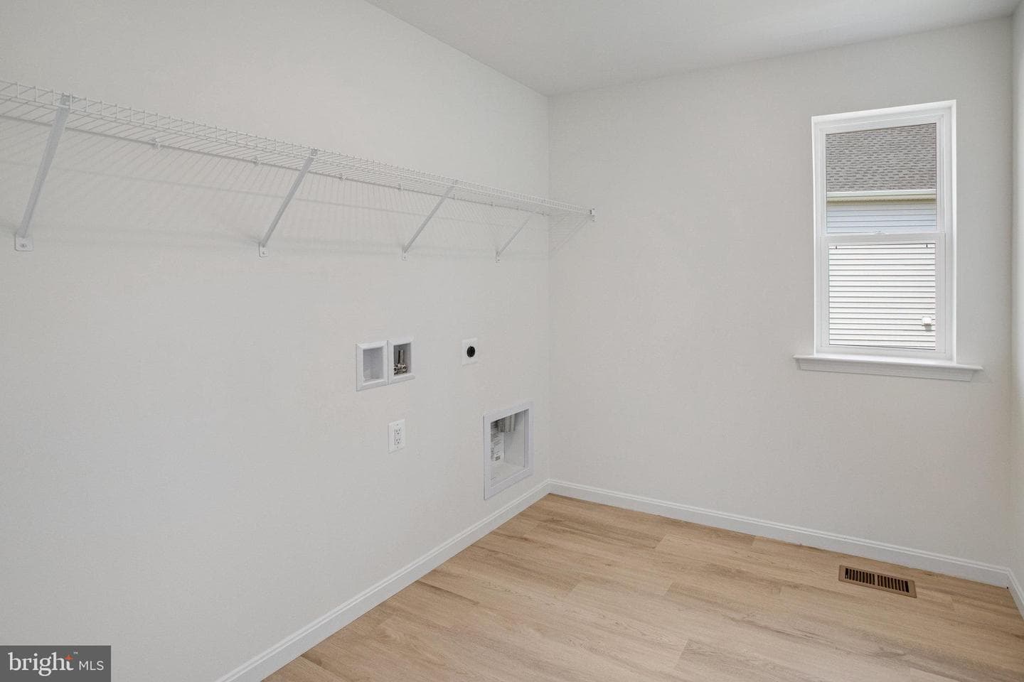 7099 Resolution Way photo 26