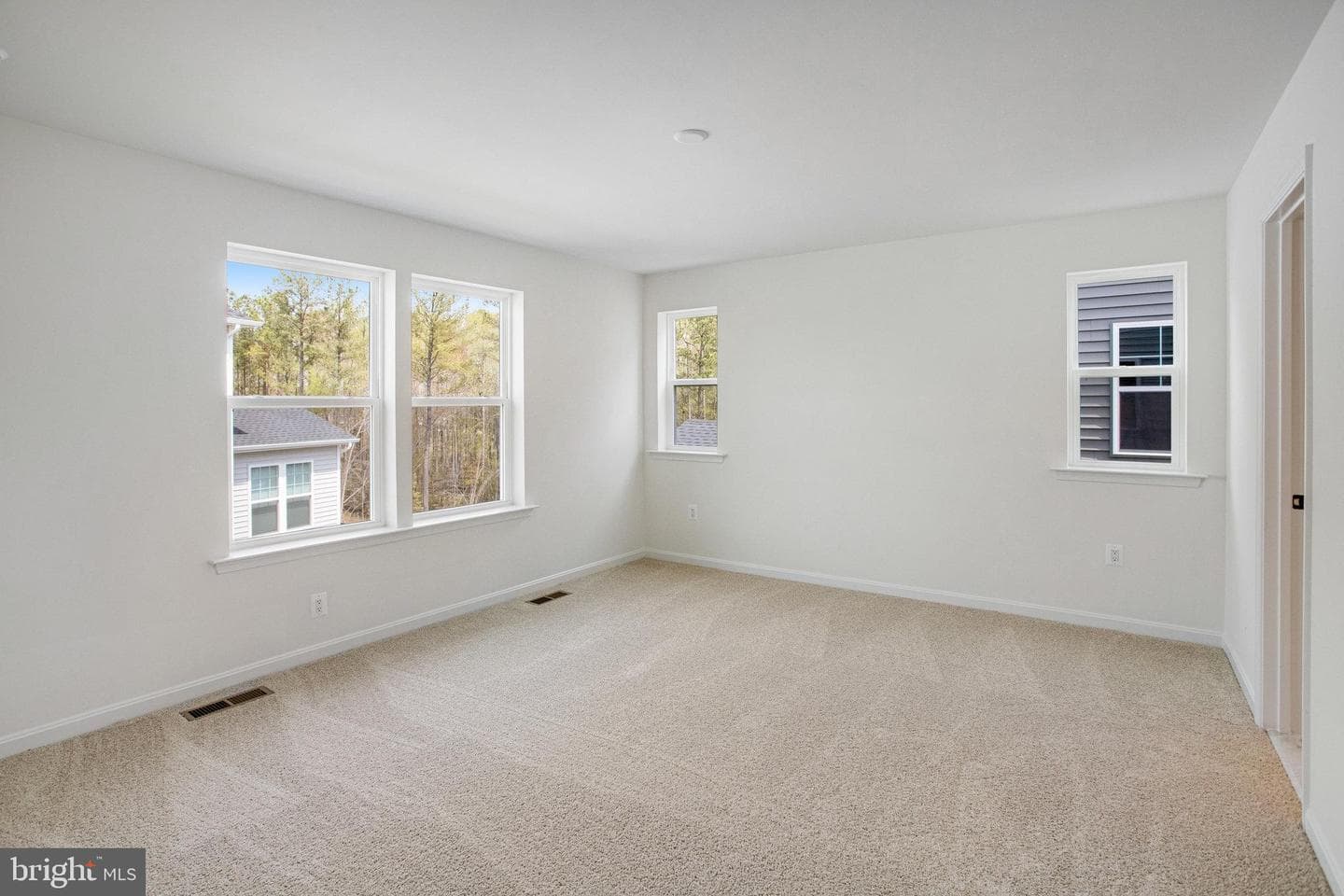 7099 Resolution Way photo 27