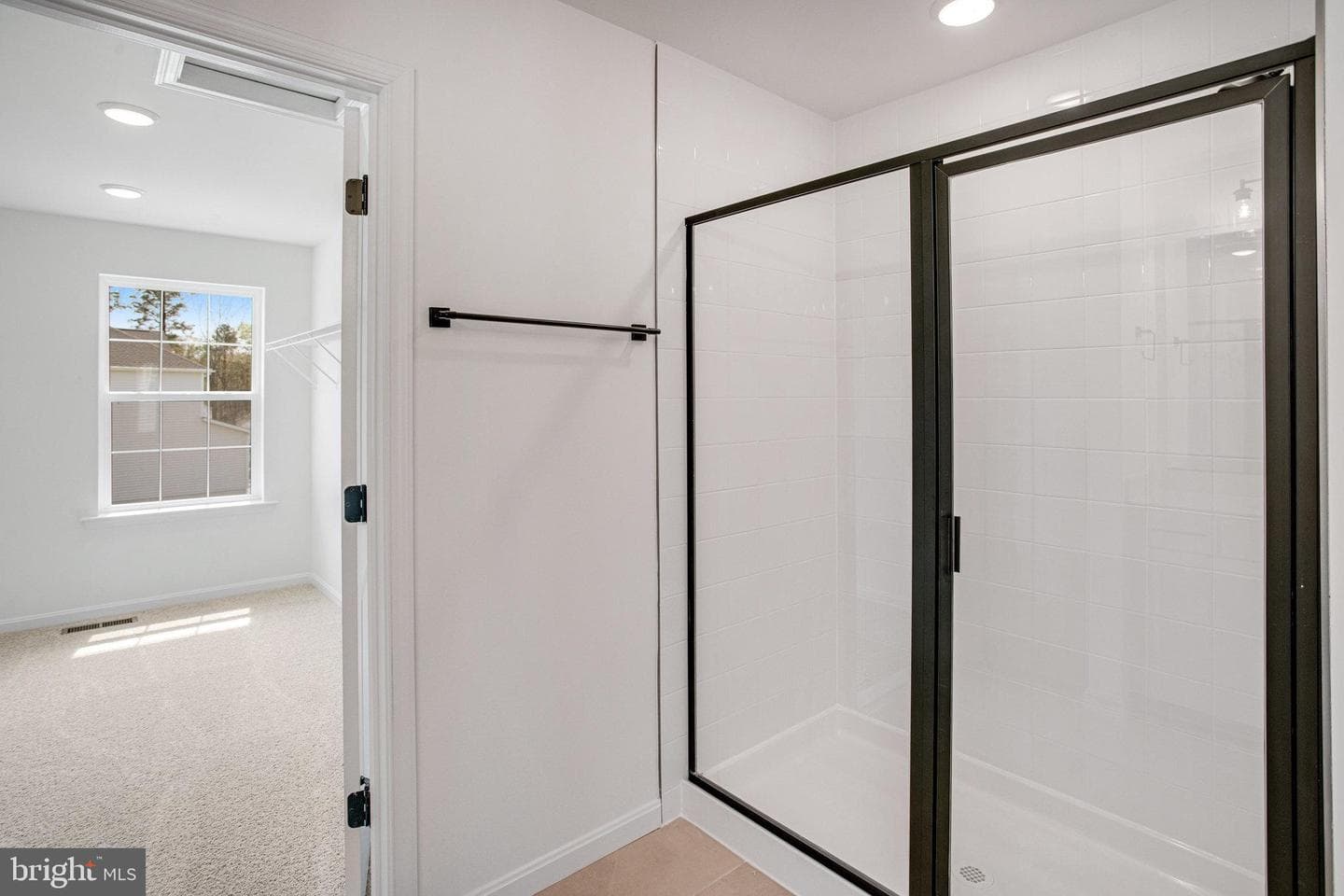 7099 Resolution Way photo 31