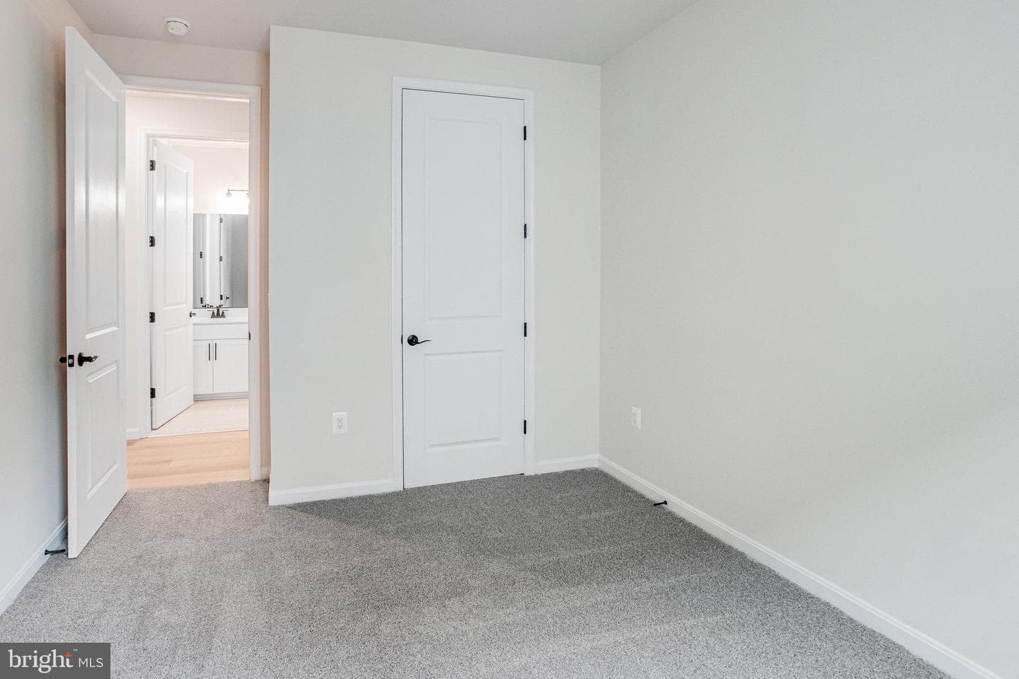 7106 Braxton Court photo 19