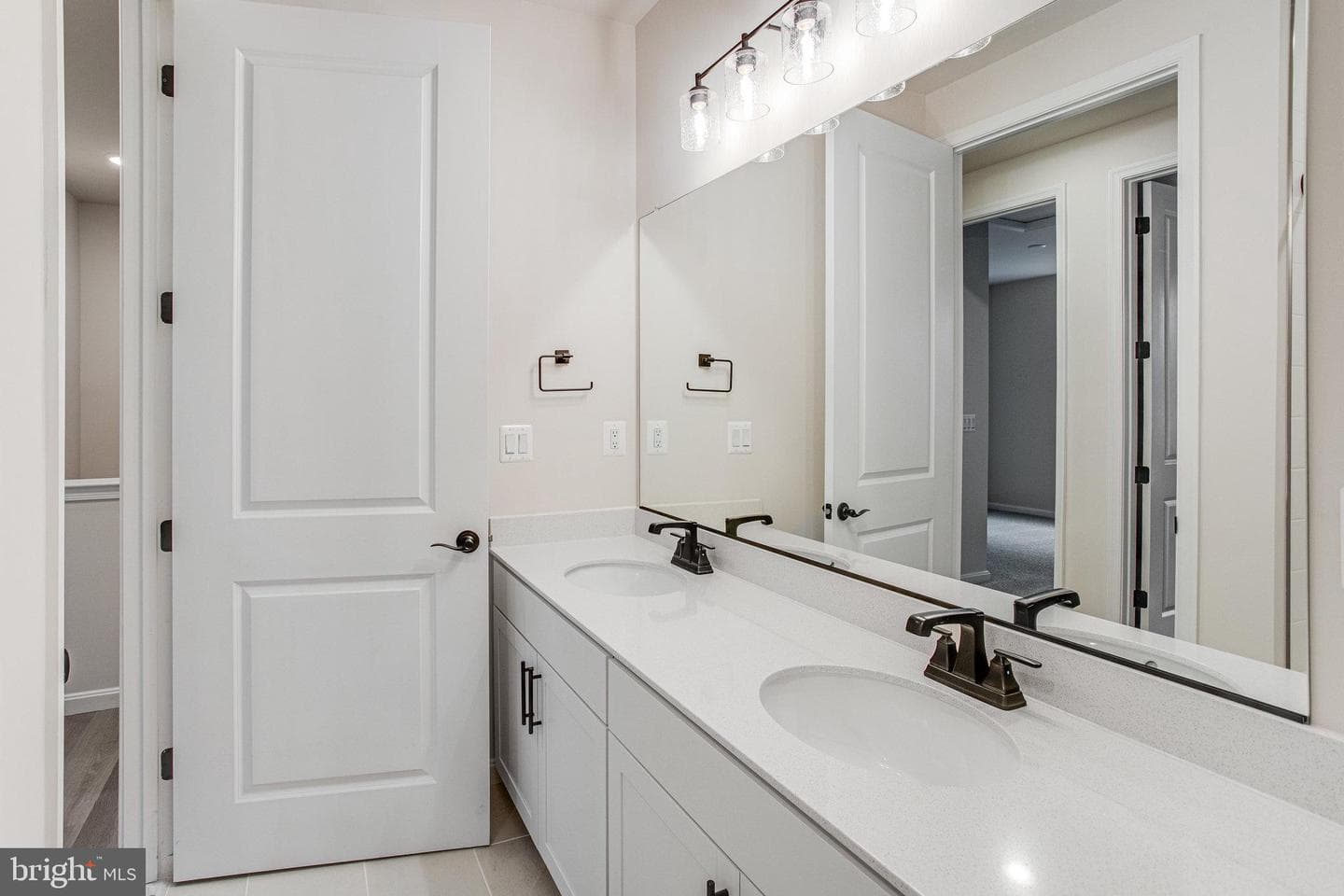 7106 Braxton Court photo 20