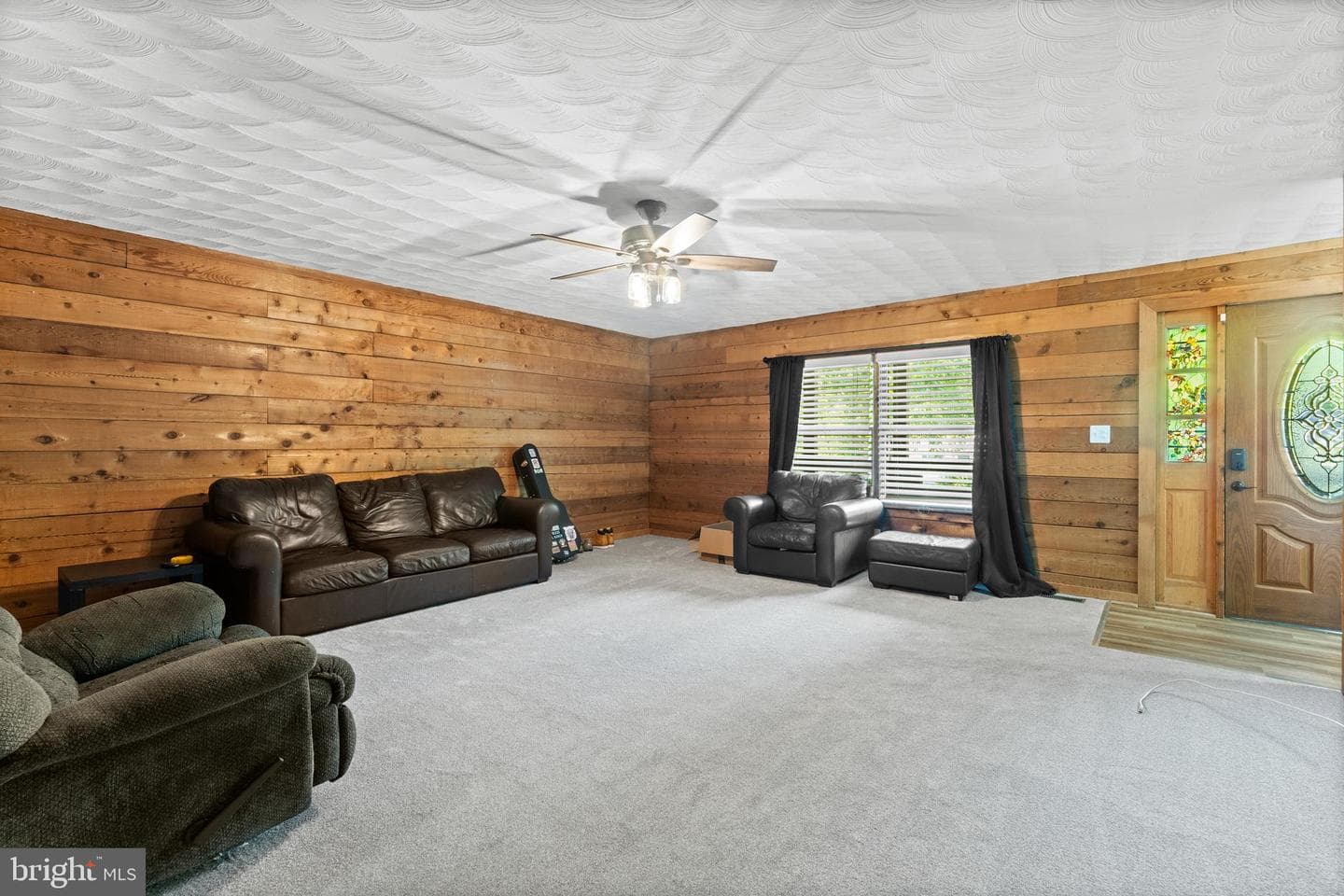 433 Cornwall Drive photo 11