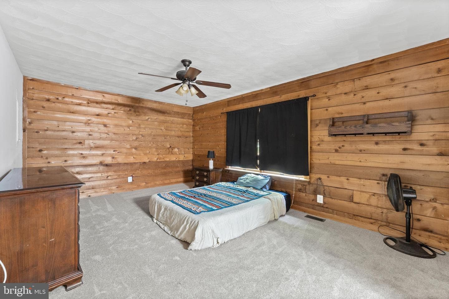 433 Cornwall Drive photo 29