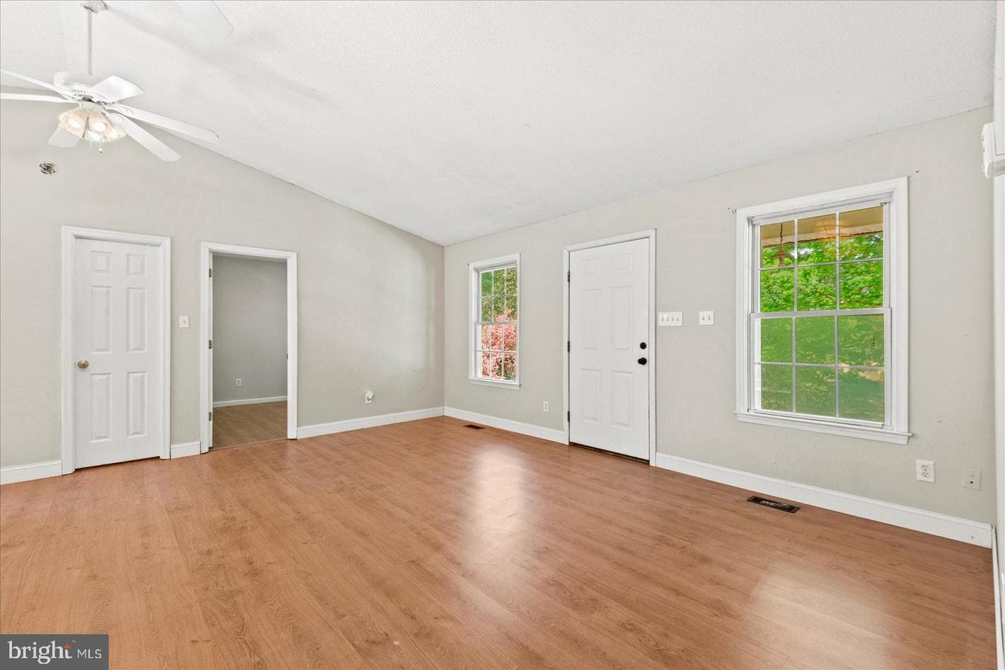 11024 Ladysmith Road photo 9