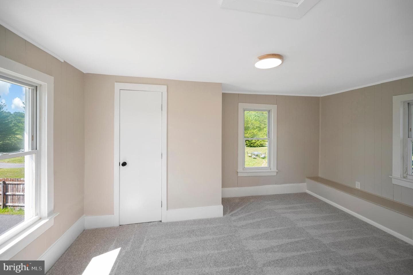 9204 Woodford Rd photo 15