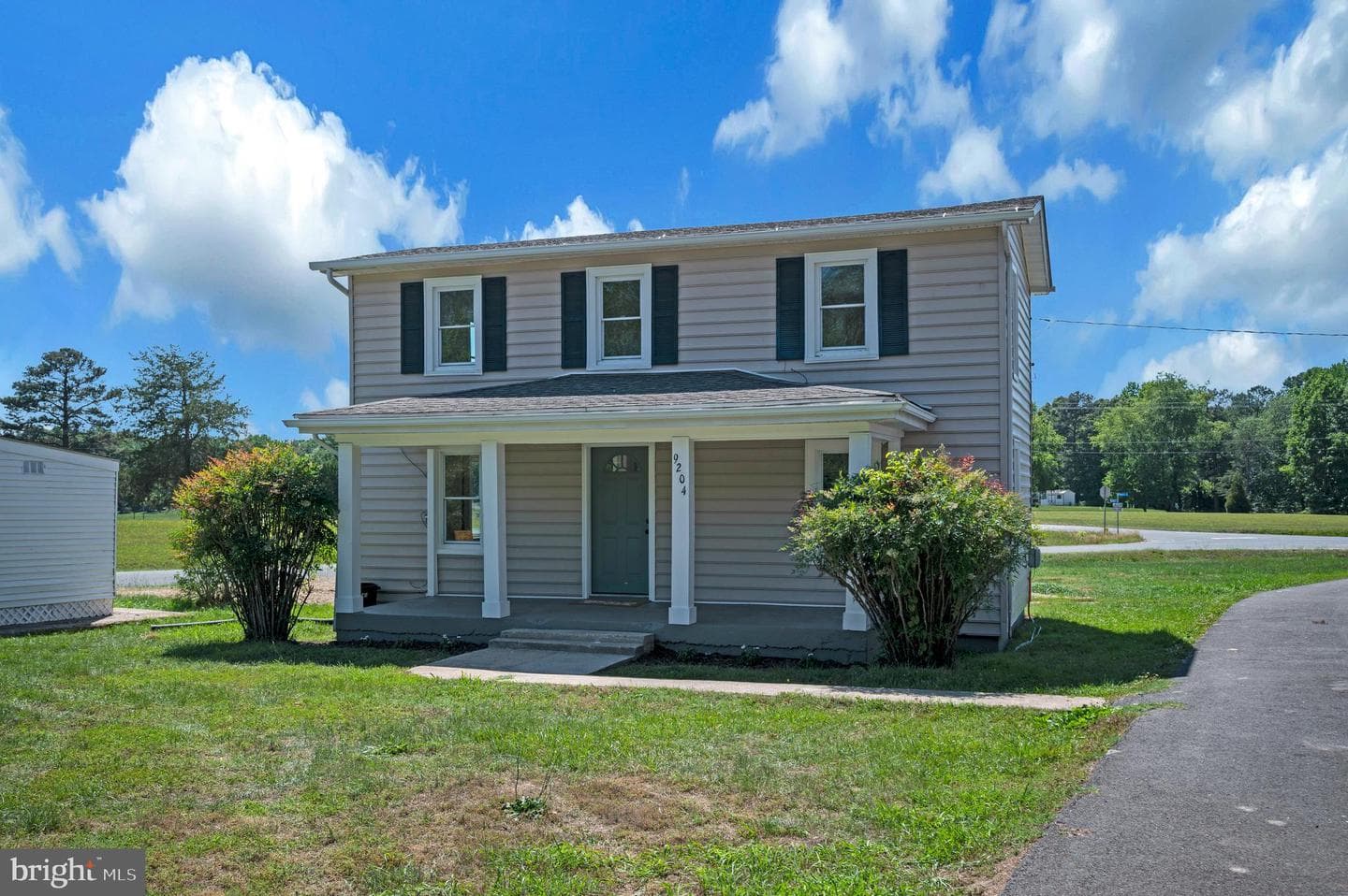9204 Woodford Rd photo 26