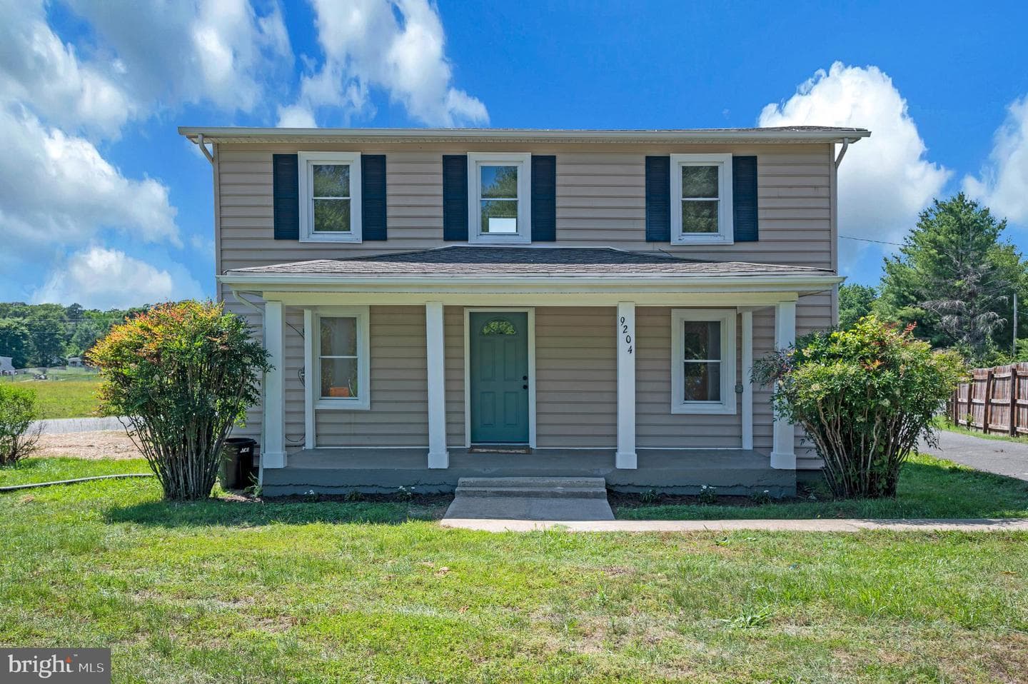 9204 Woodford Rd photo 27