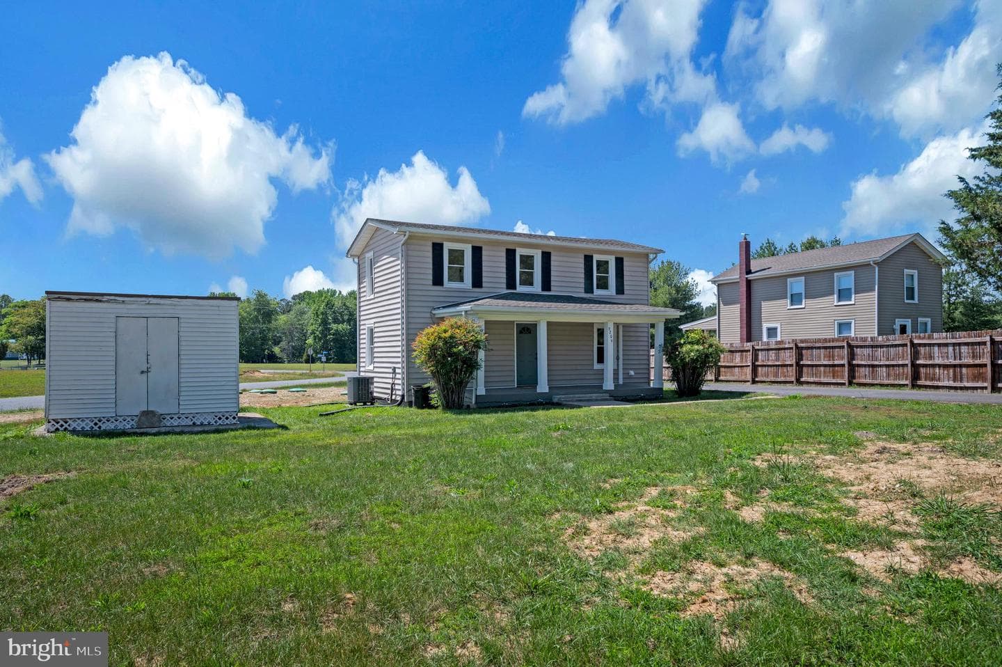 9204 Woodford Rd photo 28
