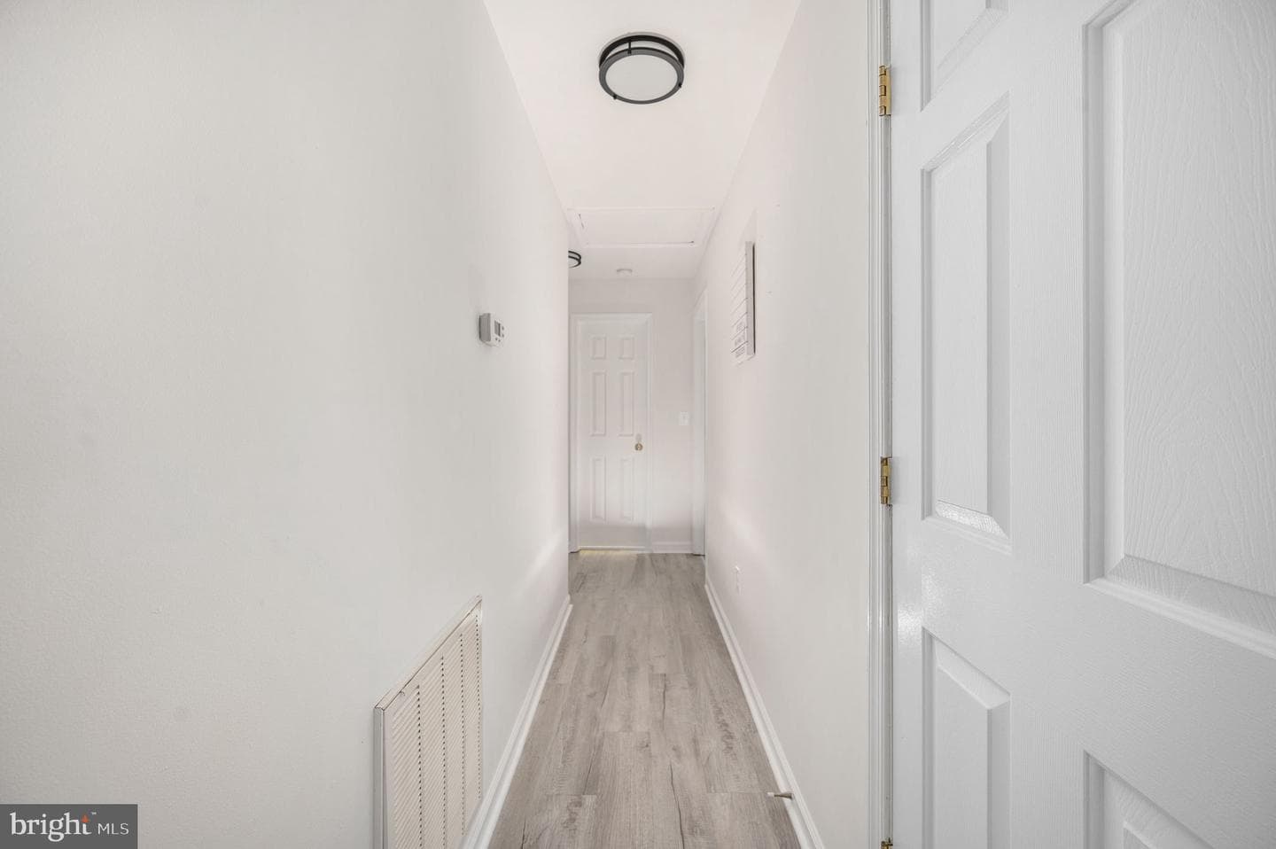 634 Clover Hill Drive photo 29