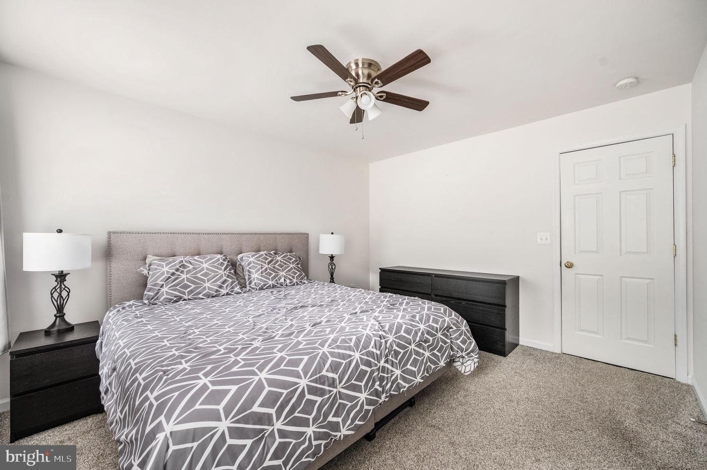 634 Clover Hill Drive photo 33