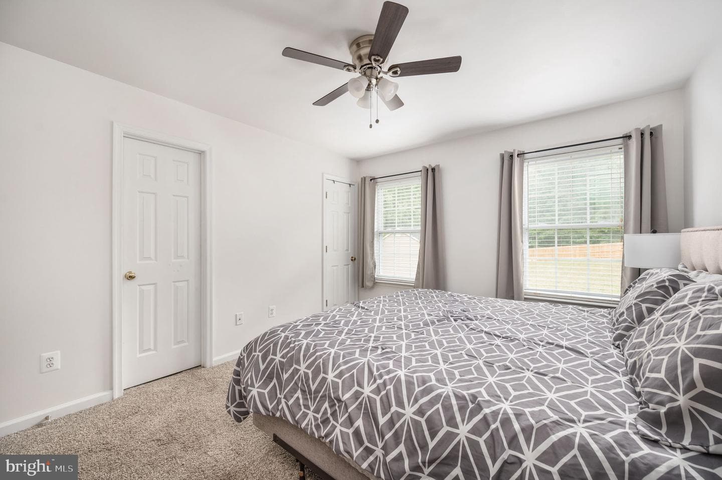 634 Clover Hill Drive photo 34
