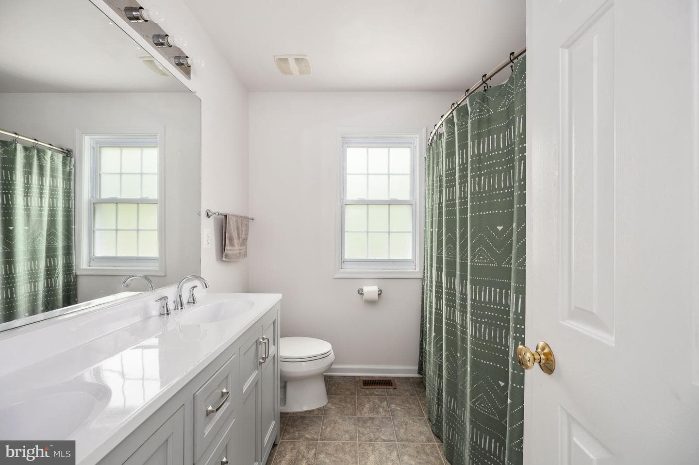 634 Clover Hill Drive photo 35