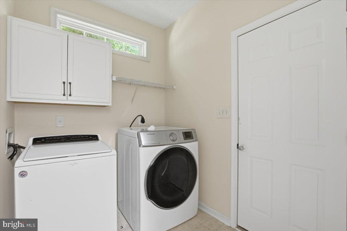 242 Cedar Ridge Dr photo 35